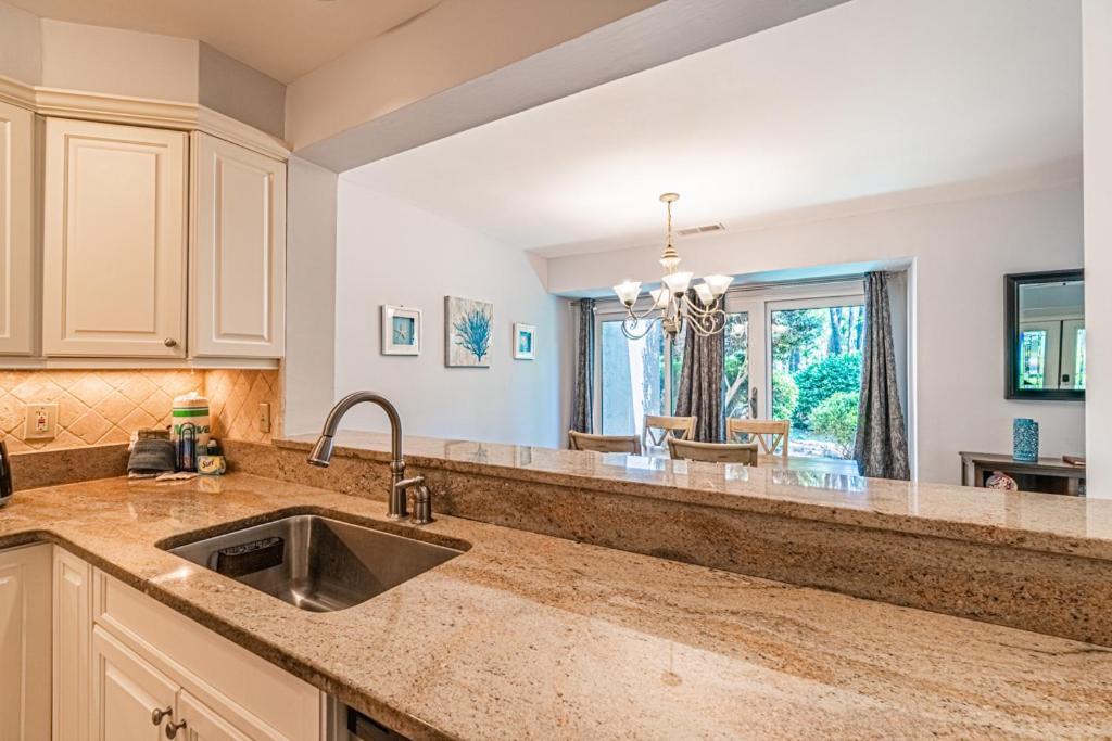 Pet Friendly! 503 Plantation Club Walk To Pool Sleeps 6 Sea Pines Hilton Head Island Exterior foto