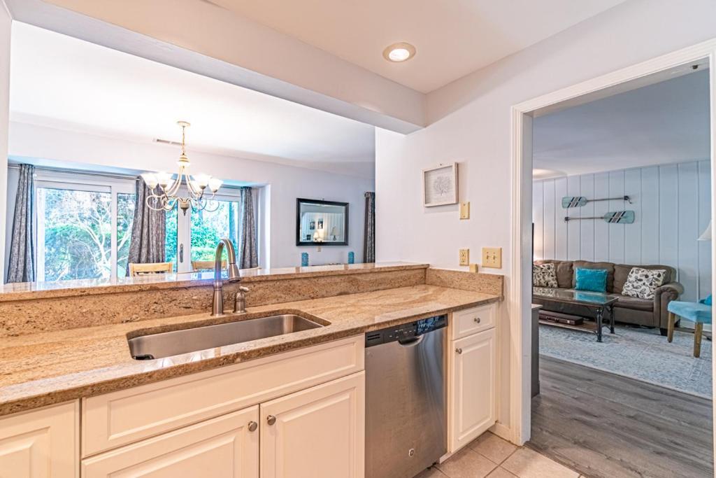 Pet Friendly! 503 Plantation Club Walk To Pool Sleeps 6 Sea Pines Hilton Head Island Exterior foto