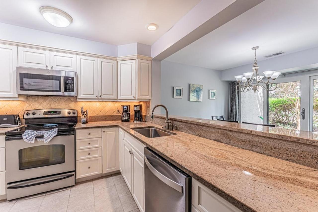 Pet Friendly! 503 Plantation Club Walk To Pool Sleeps 6 Sea Pines Hilton Head Island Exterior foto